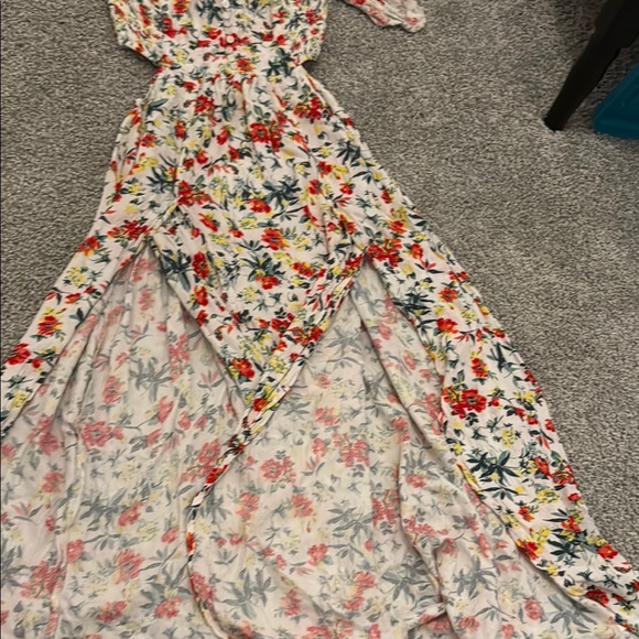 Floral Off-Shoulder Maxi Dress - Picture 6 of 9